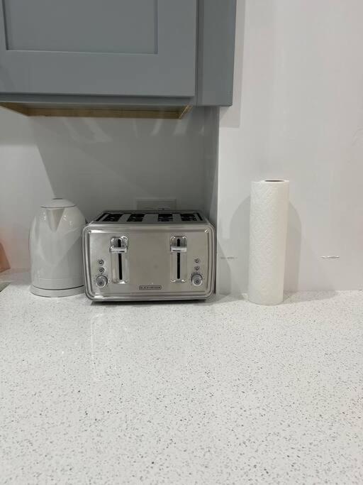 Adorable 2 Bedroom With Free Street Parking Appartement Chicago