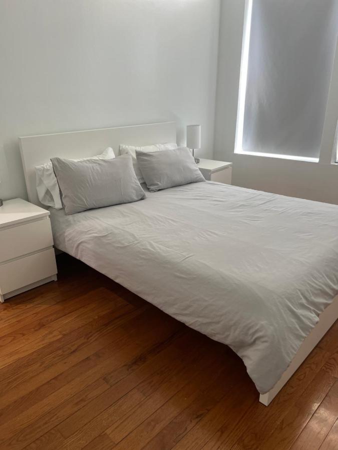 Adorable 2 Bedroom With Free Street Parking Appartement Chicago